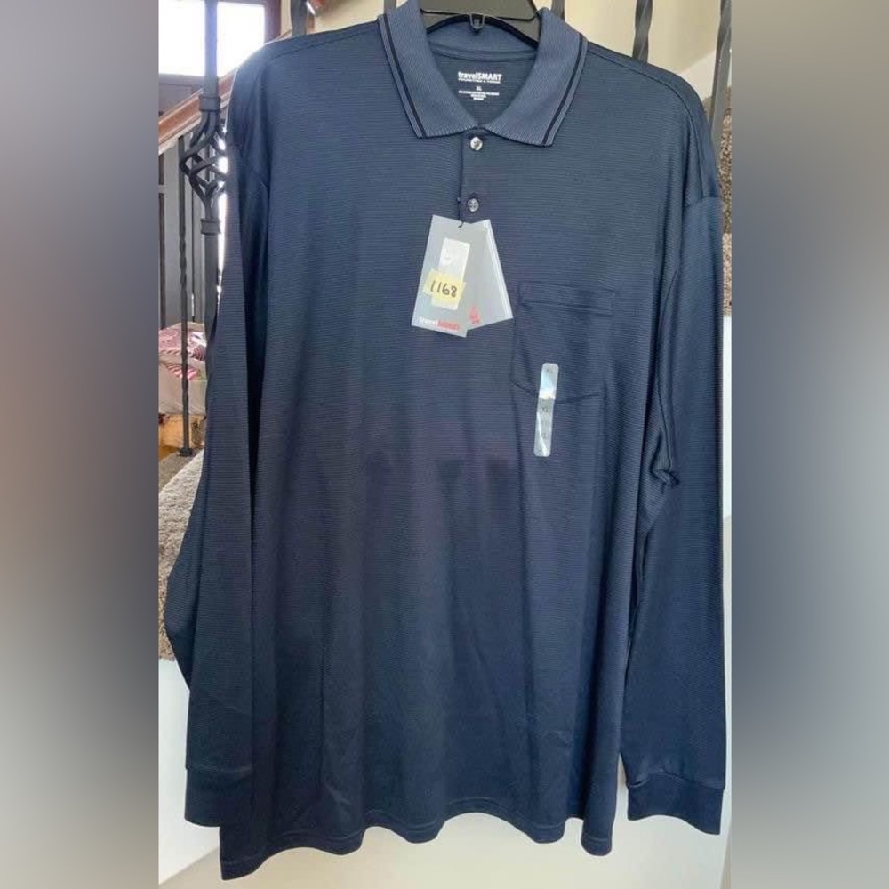Men’s BRAND NEW Size XL Shirt.   #1168